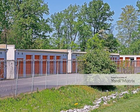 Source URL: https://cdnsc.rentcafe.com/dmslivecafe/3/1075740/1075740-1-3.jpg?width=-1&height=385&quality=80