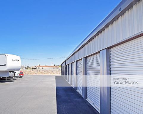 Source URL: https://cdnsc.rentcafe.com/dmslivecafe/3/1075767/1075767-1-5.jpg?width=-1&height=385&quality=80