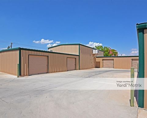 Source URL: https://cdnsc.rentcafe.com/dmslivecafe/3/1075778/1075778-1-5.jpg?width=-1&height=385&quality=80