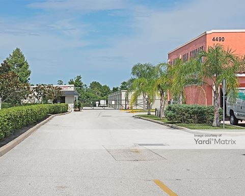 Source URL: https://cdnsc.rentcafe.com/dmslivecafe/3/1075845/1075845-1-2.jpg?width=-1&height=385&quality=80