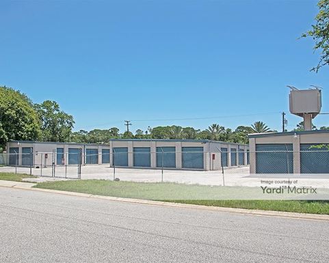 Source URL: https://cdnsc.rentcafe.com/dmslivecafe/3/1075857/1075857-1-4.jpg?width=-1&height=385&quality=80