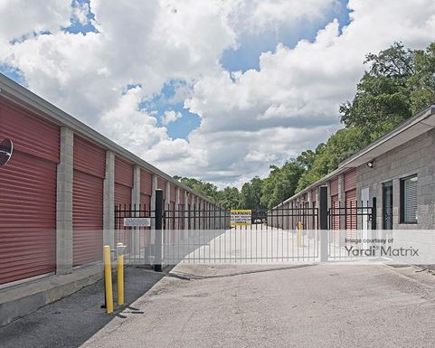 Source URL: https://cdnsc.rentcafe.com/dmslivecafe/3/1075860/1075860-1-3.jpg?width=-1&height=385&quality=80