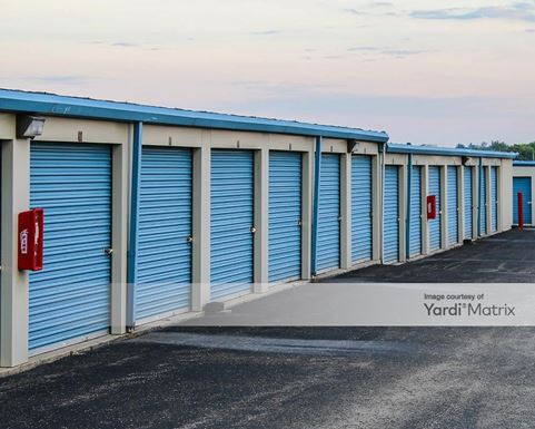 Source URL: https://cdnsc.rentcafe.com/dmslivecafe/3/1075885/1075885-1-3.jpg?width=-1&height=385&quality=80