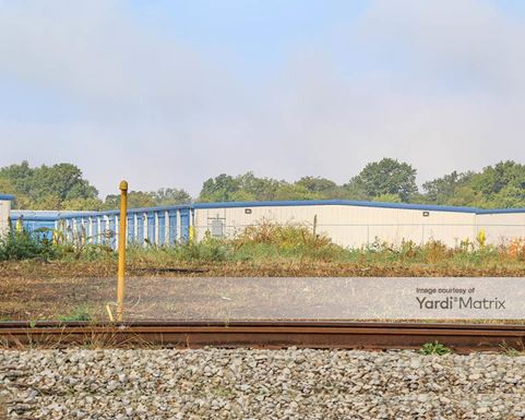 Source URL: https://cdnsc.rentcafe.com/dmslivecafe/3/1075888/1075888-1-5.jpg?width=-1&height=385&quality=80