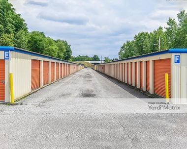 Storage Units for Rent available at 8000 Stearns Road, Olmsted Falls, OH 44138