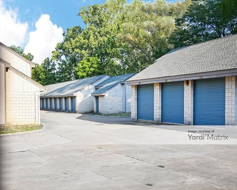 Source URL: https://cdnsc.rentcafe.com/dmslivecafe/3/1075921/1075921-1-4.jpg?width=-1&height=385&quality=80