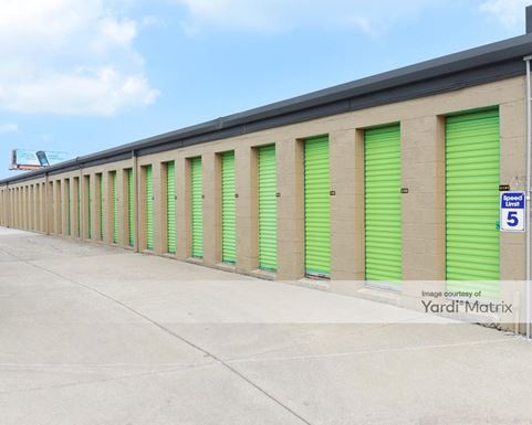 Source URL: https://cdnsc.rentcafe.com/dmslivecafe/3/1075951/1075951-1-4.jpg?width=-1&height=385&quality=80