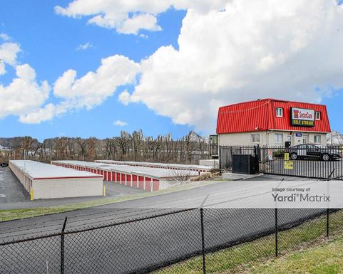 Source URL: https://cdnsc.rentcafe.com/dmslivecafe/3/1075958/1075958-1-3.jpg?width=-1&height=385&quality=80