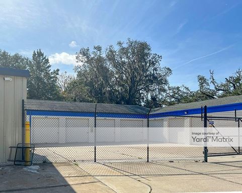 Source URL: https://cdnsc.rentcafe.com/dmslivecafe/3/1075971/1075971-1-4.jpg?width=-1&height=385&quality=80