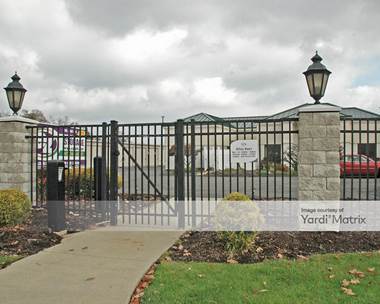 Storage Units for Rent available at 1003 Ross Park Mall Drive, Ross Township, PA 15237