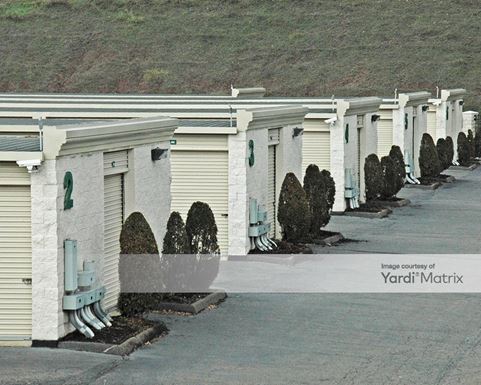 Source URL: https://cdnsc.rentcafe.com/dmslivecafe/3/1075977/1075977-1-3.jpg?width=-1&height=385&quality=80