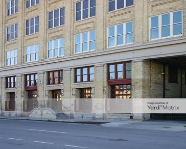 Image for EZ Self Storage - 305 North Plankinton Avenue, Milwaukee, WI