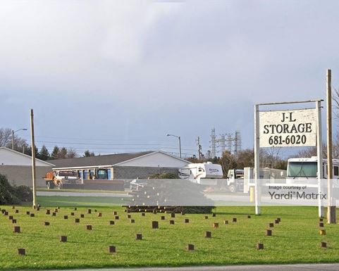 Source URL: https://cdnsc.rentcafe.com/dmslivecafe/3/1076063/1076063-1-2.jpg?width=-1&height=385&quality=80