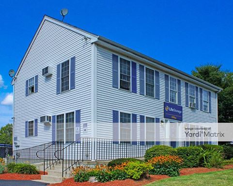 Source URL: https://cdnsc.rentcafe.com/dmslivecafe/3/1076097/1076097-1-2.jpg?width=-1&height=385&quality=80