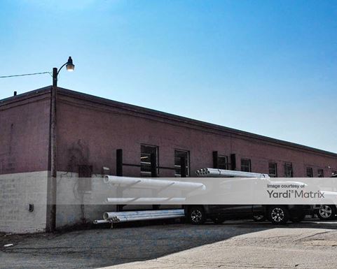 Source URL: https://cdnsc.rentcafe.com/dmslivecafe/3/1076105/1076105-1-4.jpg?width=-1&height=385&quality=80