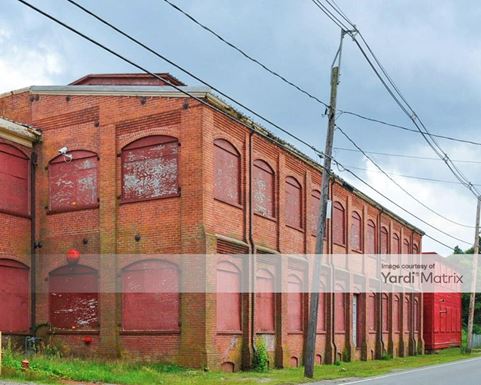 Source URL: https://cdnsc.rentcafe.com/dmslivecafe/3/1076115/1076115-1-2.jpg?width=-1&height=385&quality=80