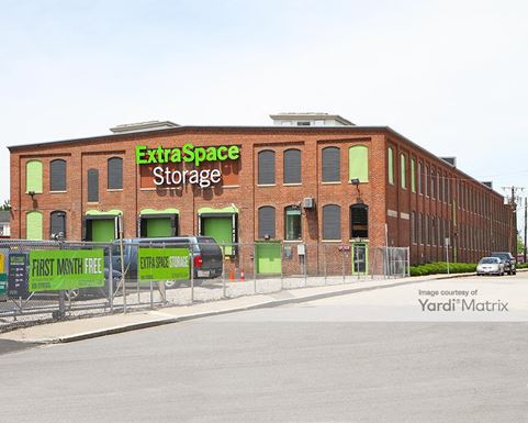 Source URL: https://cdnsc.rentcafe.com/dmslivecafe/3/1076125/1076125-1-4.jpg?width=-1&height=385&quality=80