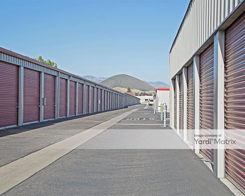 Source URL: https://cdnsc.rentcafe.com/dmslivecafe/3/1076181/1076181-1-5.jpg?width=-1&height=385&quality=80