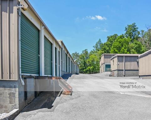 Source URL: https://cdnsc.rentcafe.com/dmslivecafe/3/1076272/1076272-1-3.jpg?width=-1&height=385&quality=80