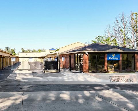 Source URL: https://cdnsc.rentcafe.com/dmslivecafe/3/1076276/1076276-1-6.jpg?width=-1&height=385&quality=80