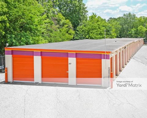 Source URL: https://cdnsc.rentcafe.com/dmslivecafe/3/1076278/1076278-1-2.jpg?width=-1&height=385&quality=80