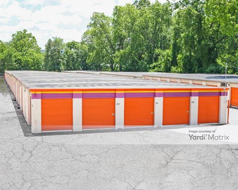 Source URL: https://cdnsc.rentcafe.com/dmslivecafe/3/1076278/1076278-1-5.jpg?width=-1&height=385&quality=80