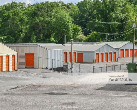 Source URL: https://cdnsc.rentcafe.com/dmslivecafe/3/1076295/1076295-1-4.jpg?width=-1&height=385&quality=80