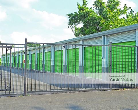 Source URL: https://cdnsc.rentcafe.com/dmslivecafe/3/1076302/1076302-1-4.jpg?width=-1&height=385&quality=80