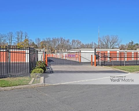 Source URL: https://cdnsc.rentcafe.com/dmslivecafe/3/1076306/1076306-1-2.jpg?width=-1&height=385&quality=80