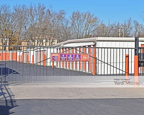 Source URL: https://cdnsc.rentcafe.com/dmslivecafe/3/1076306/1076306-1-3.jpg?width=-1&height=385&quality=80