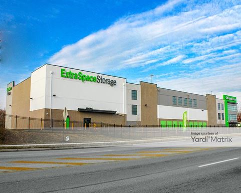 Source URL: https://cdnsc.rentcafe.com/dmslivecafe/3/1076325/1076325-1-2.jpg?width=-1&height=385&quality=80