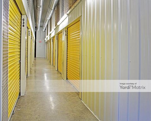 Source URL: https://cdnsc.rentcafe.com/dmslivecafe/3/1076332/1076332-1-4.jpg?width=-1&height=385&quality=80