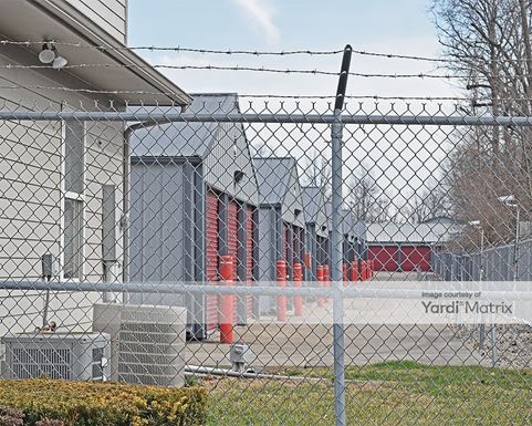 Source URL: https://cdnsc.rentcafe.com/dmslivecafe/3/1076334/1076334-1-5.jpg?width=-1&height=385&quality=80