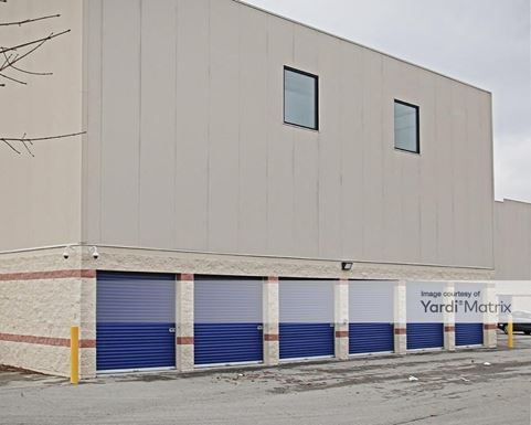 Source URL: https://cdnsc.rentcafe.com/dmslivecafe/3/1076351/1076351-1-5.jpg?width=-1&height=385&quality=80