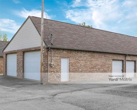 Source URL: https://cdnsc.rentcafe.com/dmslivecafe/3/1076359/1076359-1-2.jpg?width=-1&height=385&quality=80