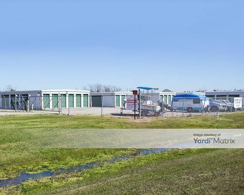 Source URL: https://cdnsc.rentcafe.com/dmslivecafe/3/1076378/1076378-1-3.jpg?width=-1&height=385&quality=80