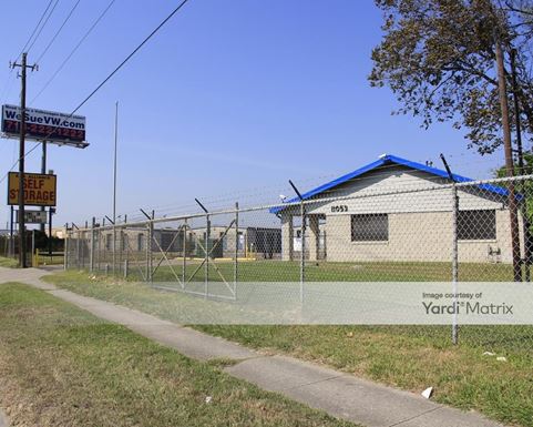 Source URL: https://cdnsc.rentcafe.com/dmslivecafe/3/1076392/1076392-1-3.jpg?width=-1&height=385&quality=80