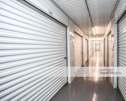 Source URL: https://cdnsc.rentcafe.com/dmslivecafe/3/1076401/1076401-1-4.jpg?width=-1&height=385&quality=80