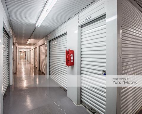 Source URL: https://cdnsc.rentcafe.com/dmslivecafe/3/1076401/1076401-1-5.jpg?width=-1&height=385&quality=80