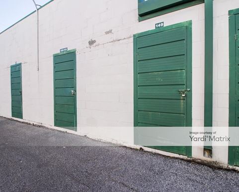 Source URL: https://cdnsc.rentcafe.com/dmslivecafe/3/1076402/1076402-1-5.jpg?width=-1&height=385&quality=80