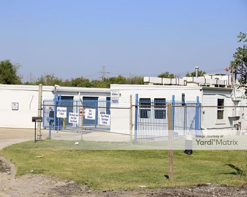 Source URL: https://cdnsc.rentcafe.com/dmslivecafe/3/1076405/1076405-1-3.jpg?width=-1&height=385&quality=80