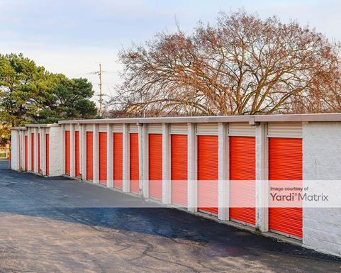 Source URL: https://cdnsc.rentcafe.com/dmslivecafe/3/1076429/1076429-1-5.jpg?width=-1&height=385&quality=80