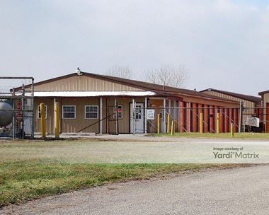 Storage Units for Rent available at 25608 South Dixie Hwy, Crete, IL 60417