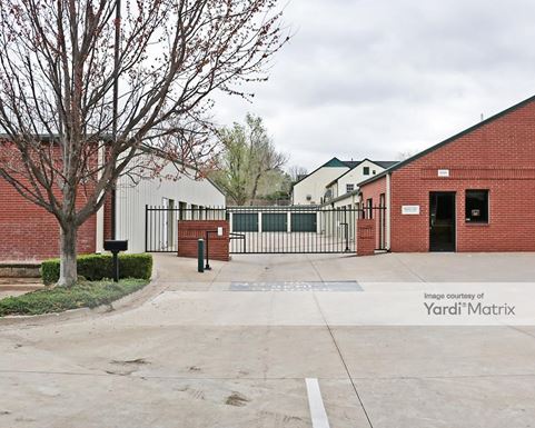 Source URL: https://cdnsc.rentcafe.com/dmslivecafe/3/1076499/1076499-1-2.jpg?width=-1&height=385&quality=80