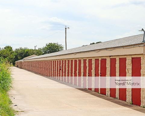 Source URL: https://cdnsc.rentcafe.com/dmslivecafe/3/1076508/1076508-1-2.jpg?width=-1&height=385&quality=80