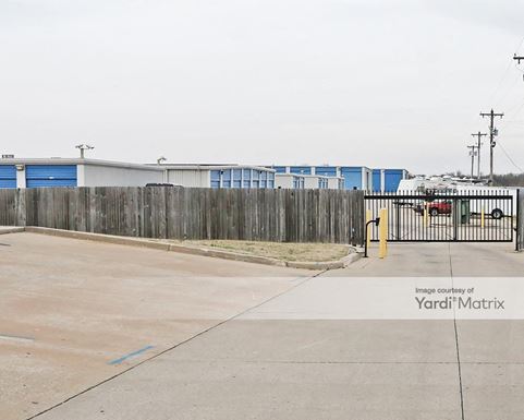 Source URL: https://cdnsc.rentcafe.com/dmslivecafe/3/1076512/1076512-1-2.jpg?width=-1&height=385&quality=80