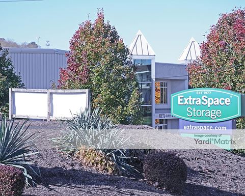 Source URL: https://cdnsc.rentcafe.com/dmslivecafe/3/1076549/1076549-1-3.jpg?width=-1&height=385&quality=80