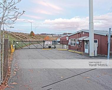 Storage Units for Rent available at 1292 Dutilh Road, Cranberry Township, PA 16066