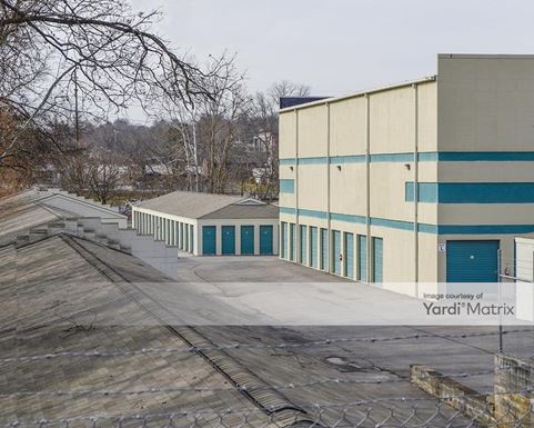 Source URL: https://cdnsc.rentcafe.com/dmslivecafe/3/1076633/1076633-1-2.jpg?width=-1&height=385&quality=80