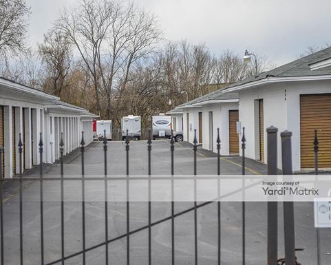 Source URL: https://cdnsc.rentcafe.com/dmslivecafe/3/1076636/1076636-1-3.jpg?width=-1&height=385&quality=80